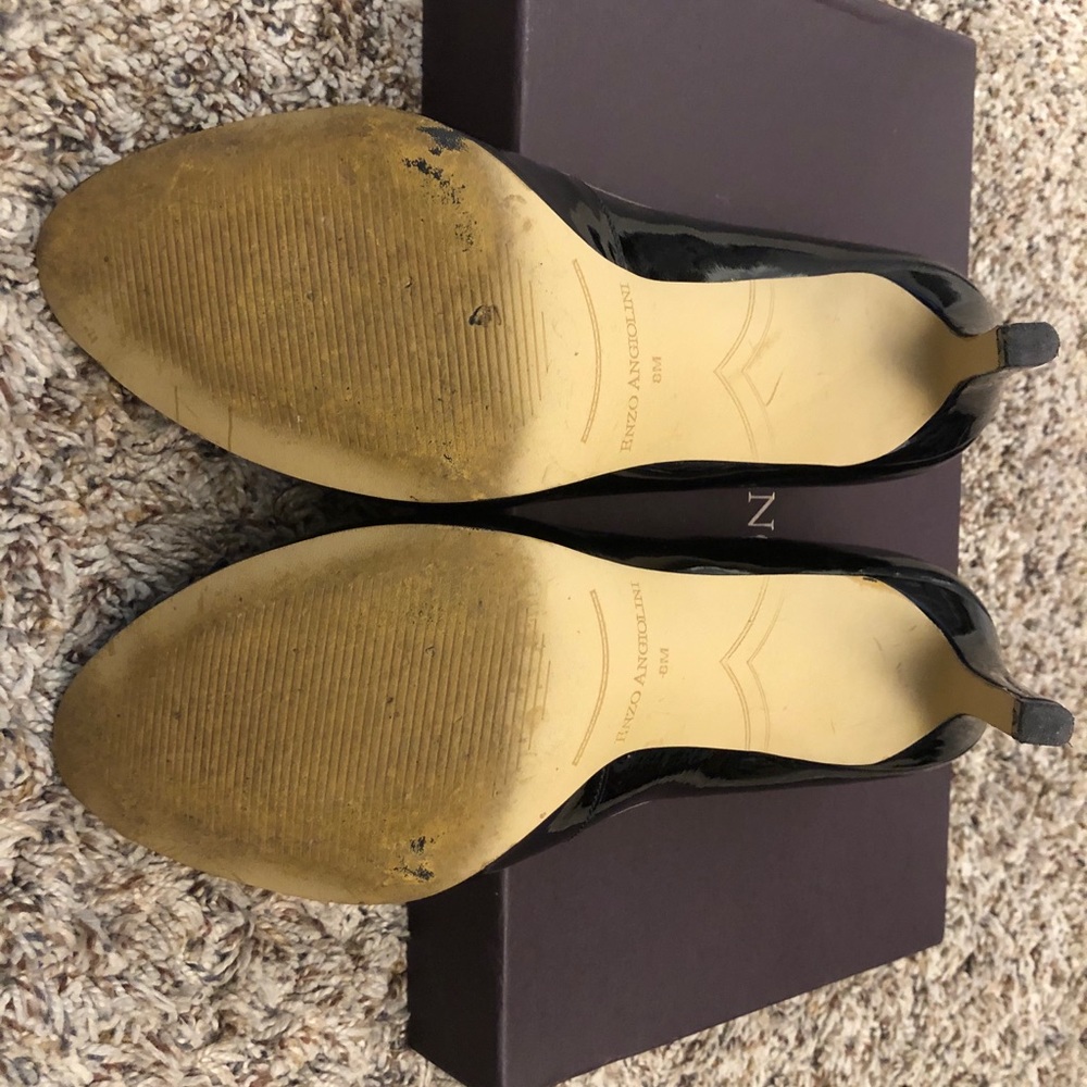 Black Patent Enzo Angiolini Peep Toe Pumps - Picture 5 of 9